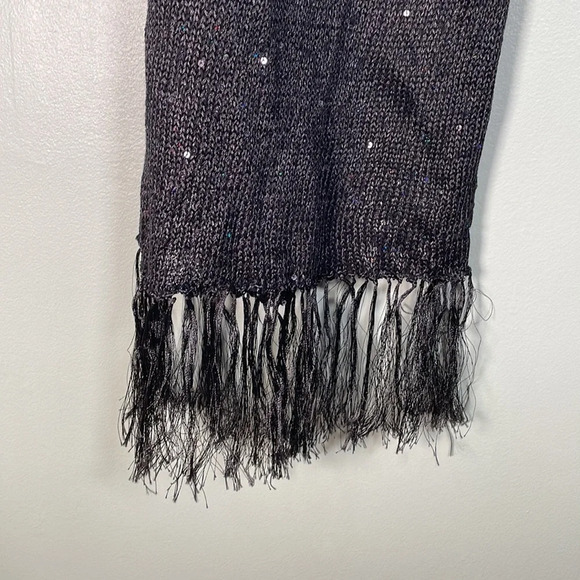 COURAGE.B winter knit scarf black sequins with fringe edges black sparkle NWT - Picture 3 of 6